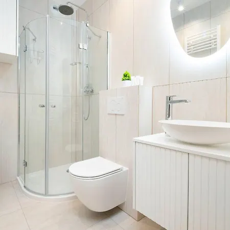 Lejlighed Bright Ac With Parking Next To Manufaktura By Renters Łódź