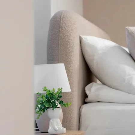 Bright Ac With Parking Next To Manufaktura By Renters * Лодзь