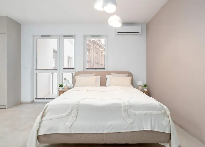 Lejlighed Bright Ac With Parking Next To Manufaktura By Renters Łódź