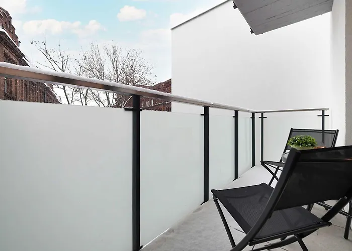 Lejlighed Bright Ac With Parking Next To Manufaktura By Renters *