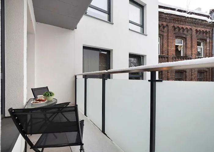 Lejlighed Bright Ac With Parking Next To Manufaktura By Renters Łódź